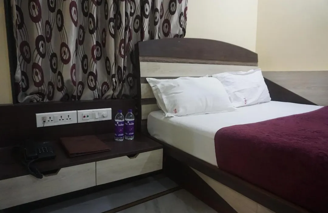 Hotel Gujrat-1
